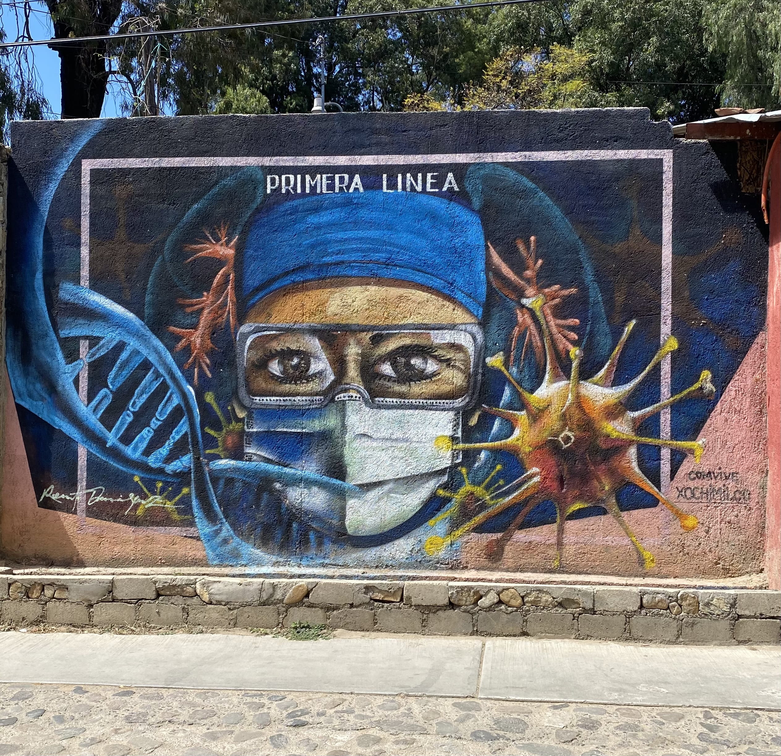 Oaxaca health worker wall mural