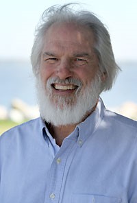 Louis Guillette headshot