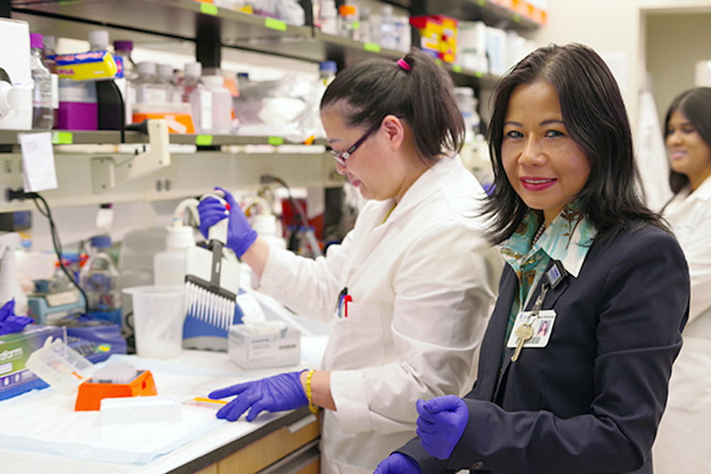 Jennifer Wu in her lab