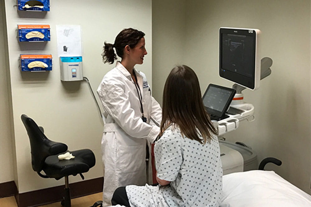 Dr. Leah Davis performs an MSK ultrasound