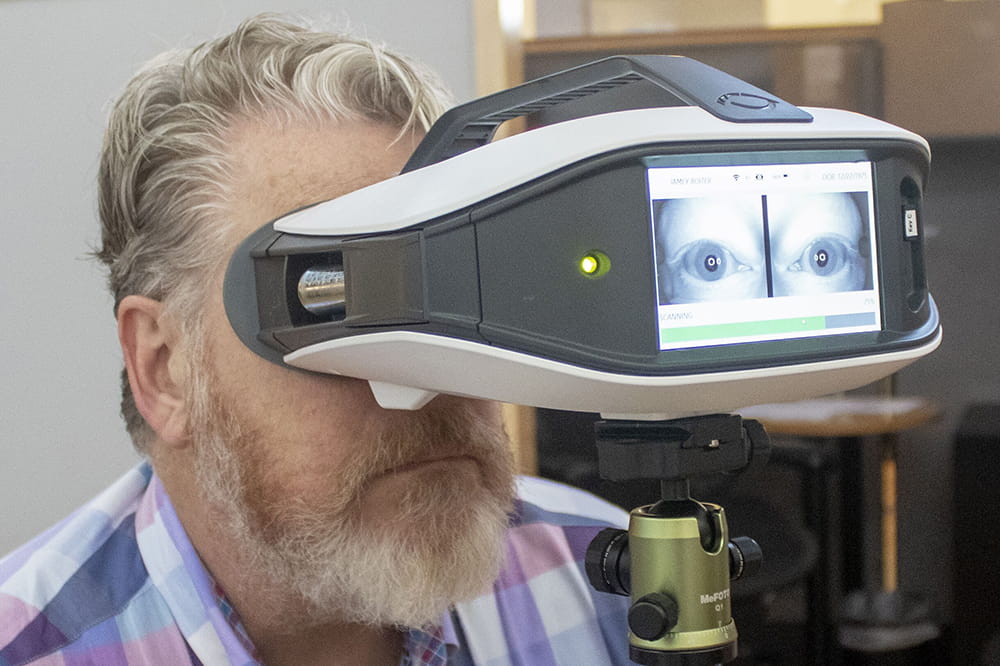 Person demonstrating Eyestat technology.