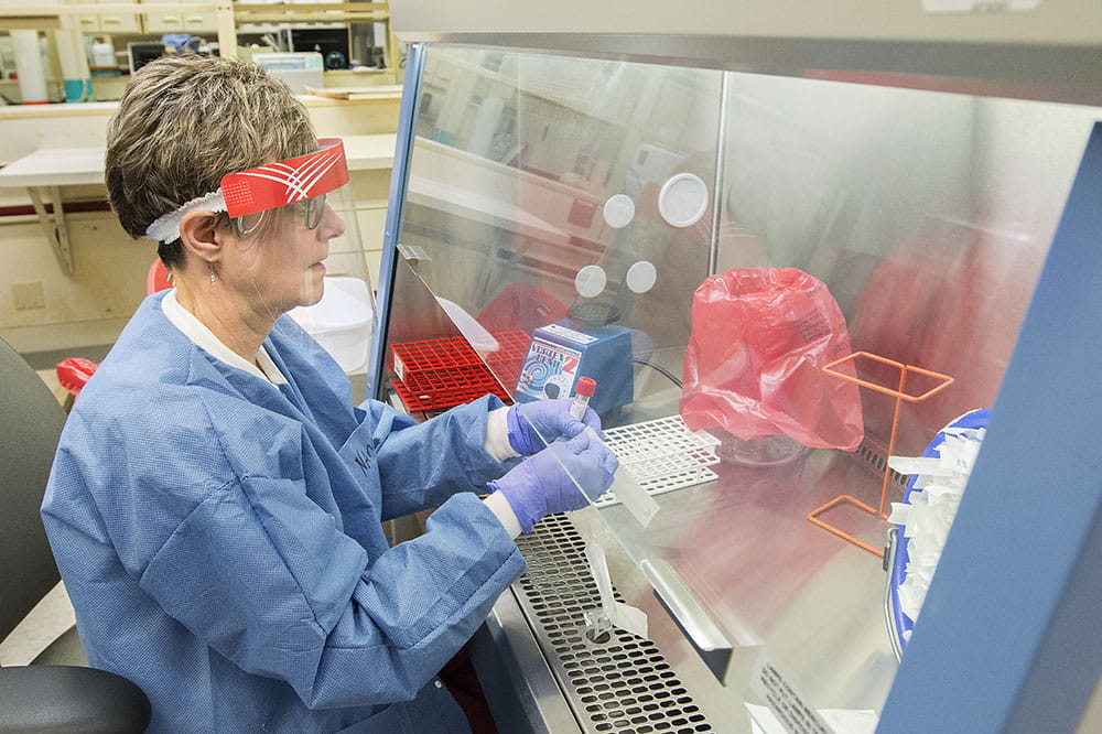 Medical technologist Nancy Leonard