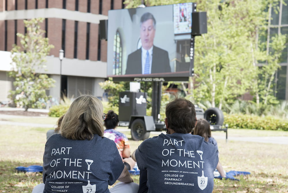 University Of South Carolina Christmas Break 2022 And The Award For The 2022 Building Of The Year Goes To ... | Musc |  Charleston, Sc