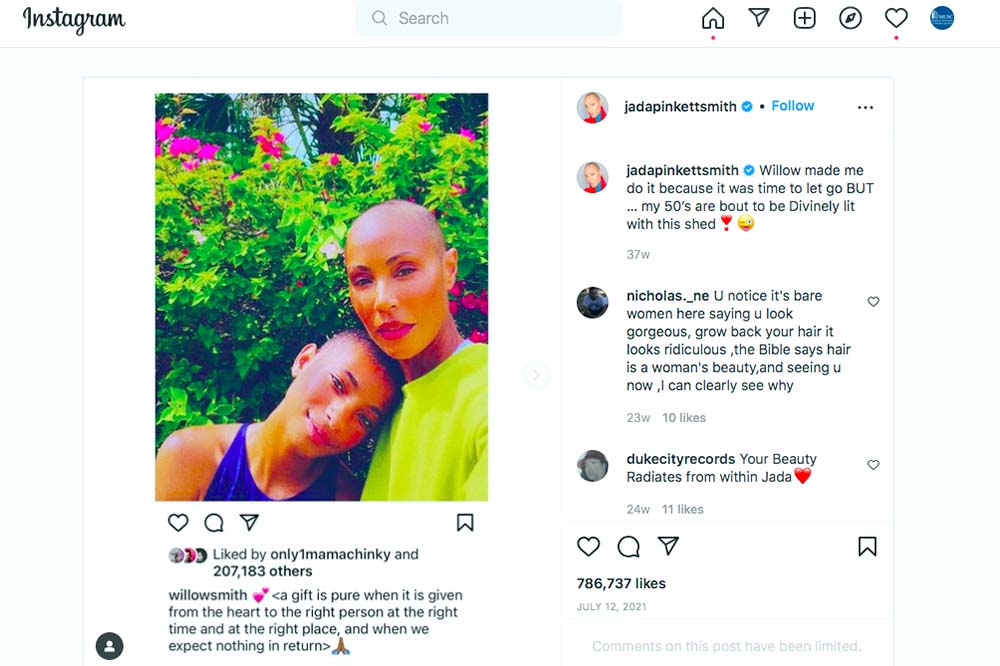 Screenshot of Jada Pinkett Smith and her daughter on an Instagram post.